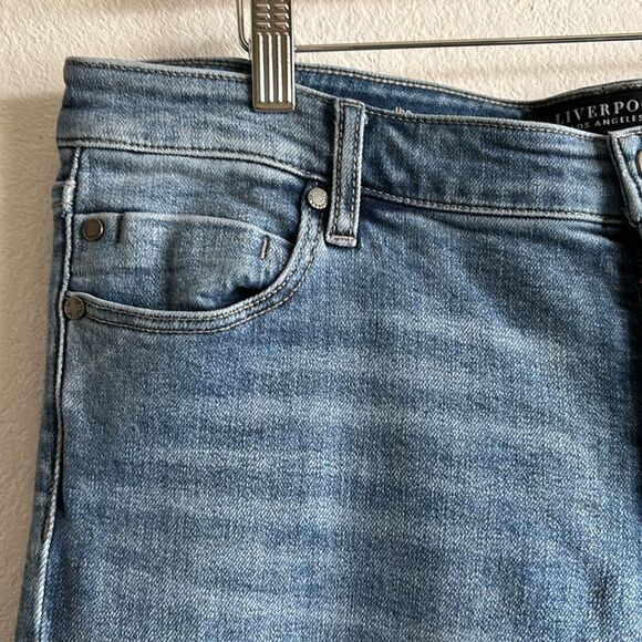 Liverpool The Crop Straight High Rise Front Seam Raw Hem Jeans Sz 14/32 - Picture 5 of 12